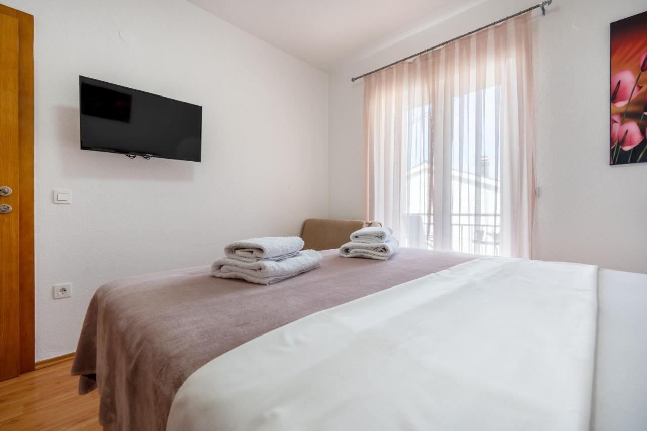 Apartments Glorija Neum Szoba fotó