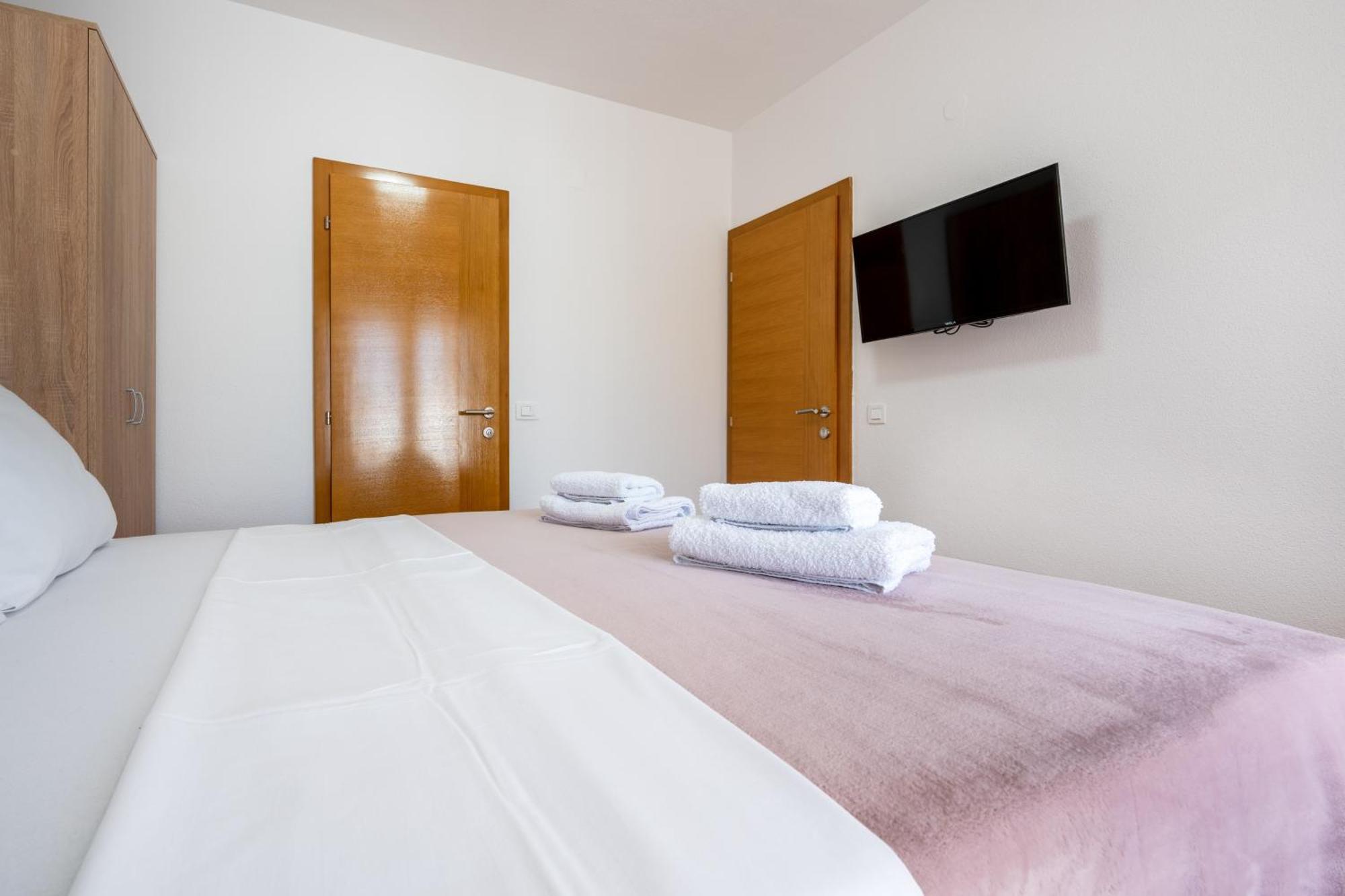 Apartments Glorija Neum Szoba fotó