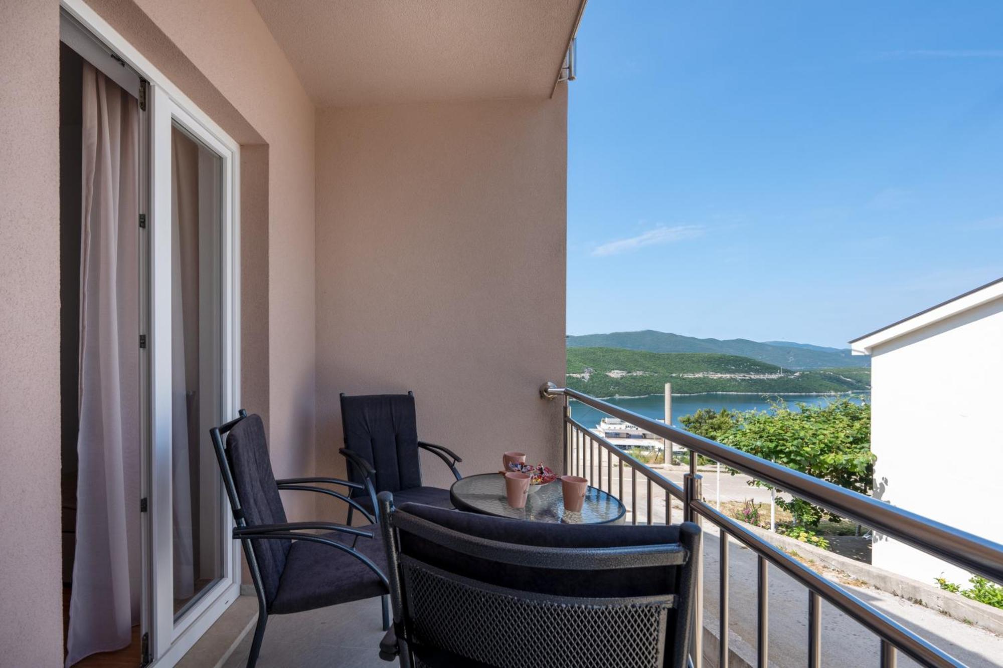 Apartments Glorija Neum Szoba fotó